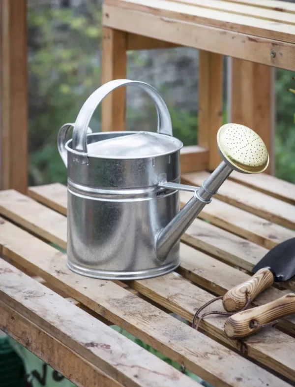 Gartenhelfer>Garden Trading Gießkanne verzinkt