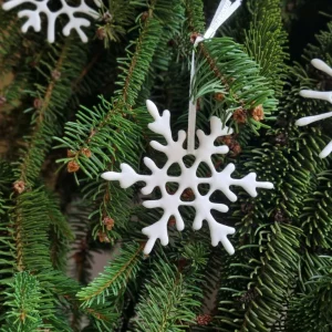 Dekoration & Vasen>Silke Decker Porzellan Schneekristalle, 6er Set verschiedener Größen