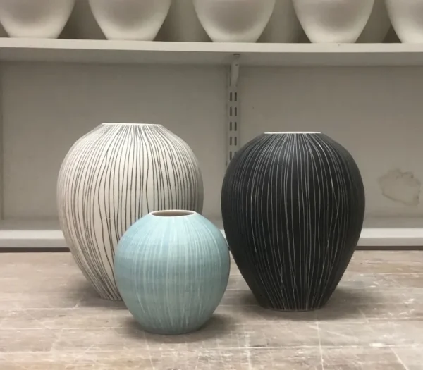 Dekoration & Vasen>Anna Sykora Pozellan »Sgraffito« Vase groß