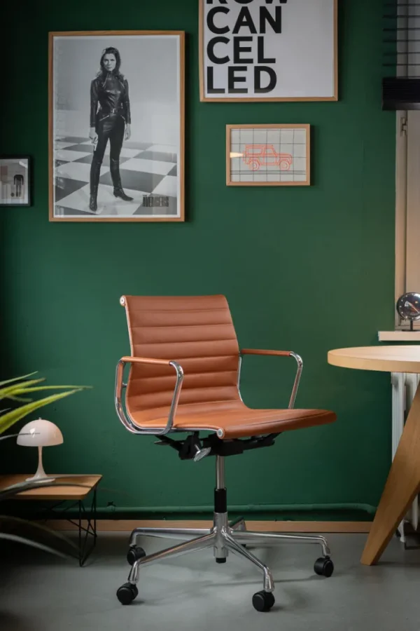 Sondereditionen | Schreibtischstühle>VITRA ZEIT-Sonderedition » Alu Chair EA 118«, poliert